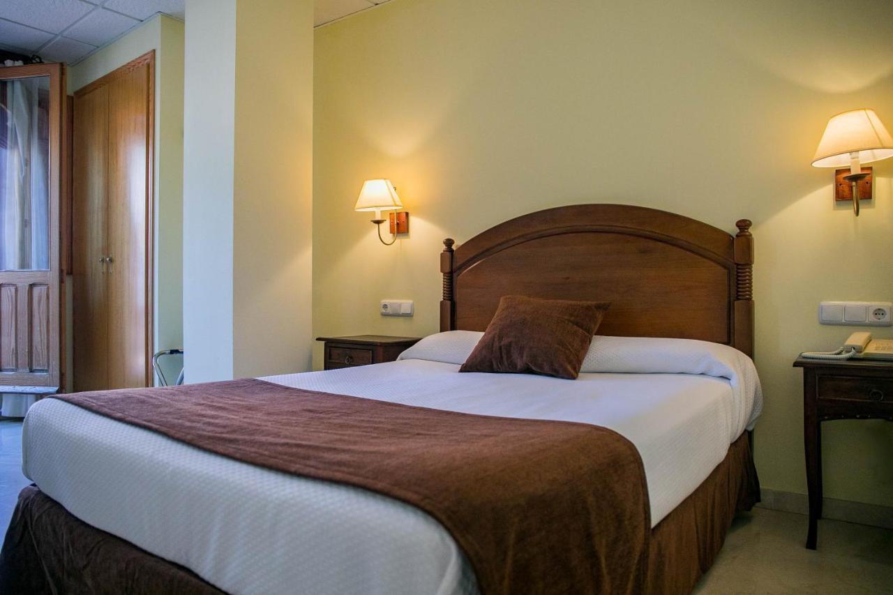 Hotel Casa Palacio มอนตาเนคอส ภายนอก รูปภาพ